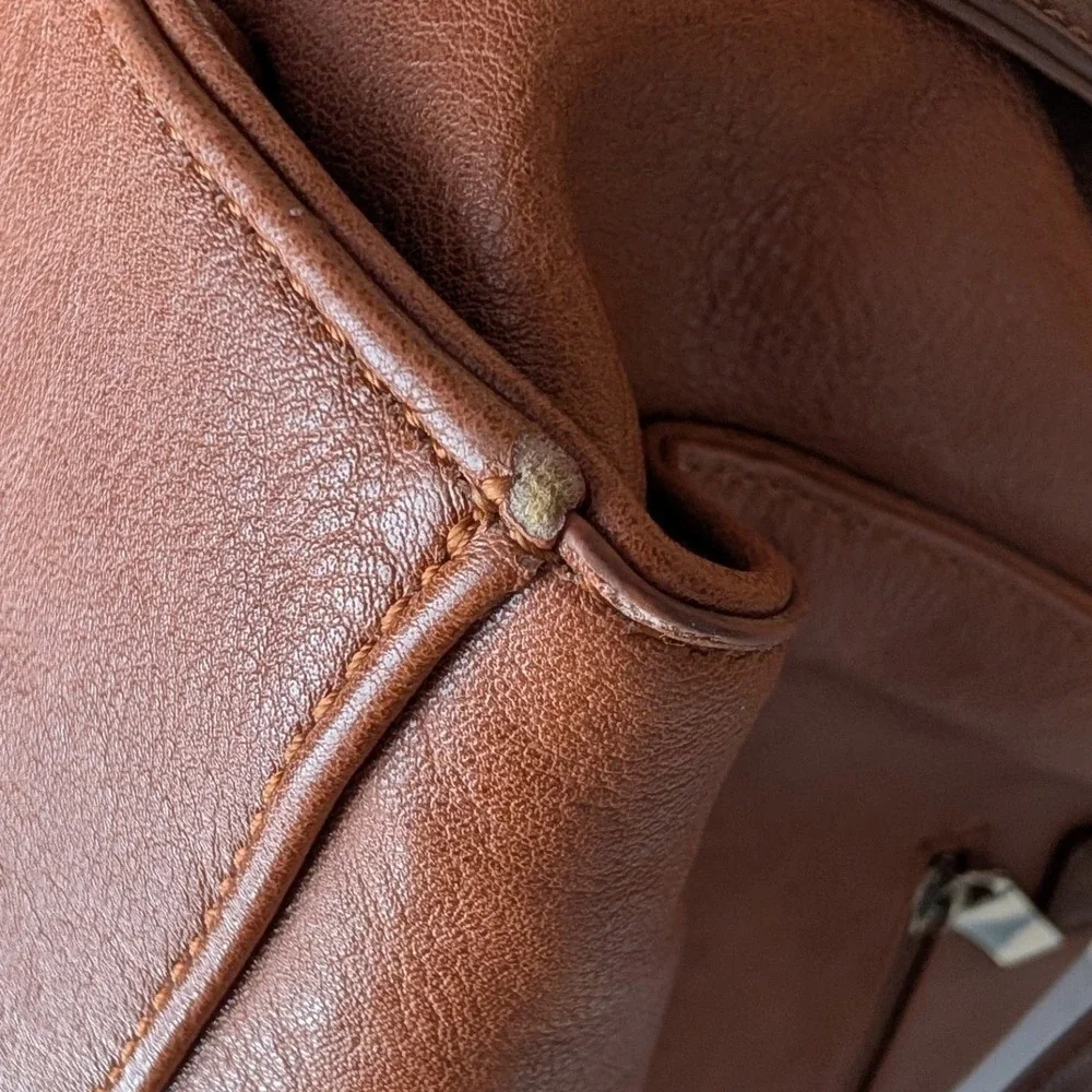 Chillx Satchel Bag Womens Large Brown Vegan Leather Buckle Crossbody Strap Boho